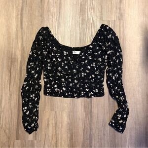 Hollister Floral Long Sleeve Crop Top